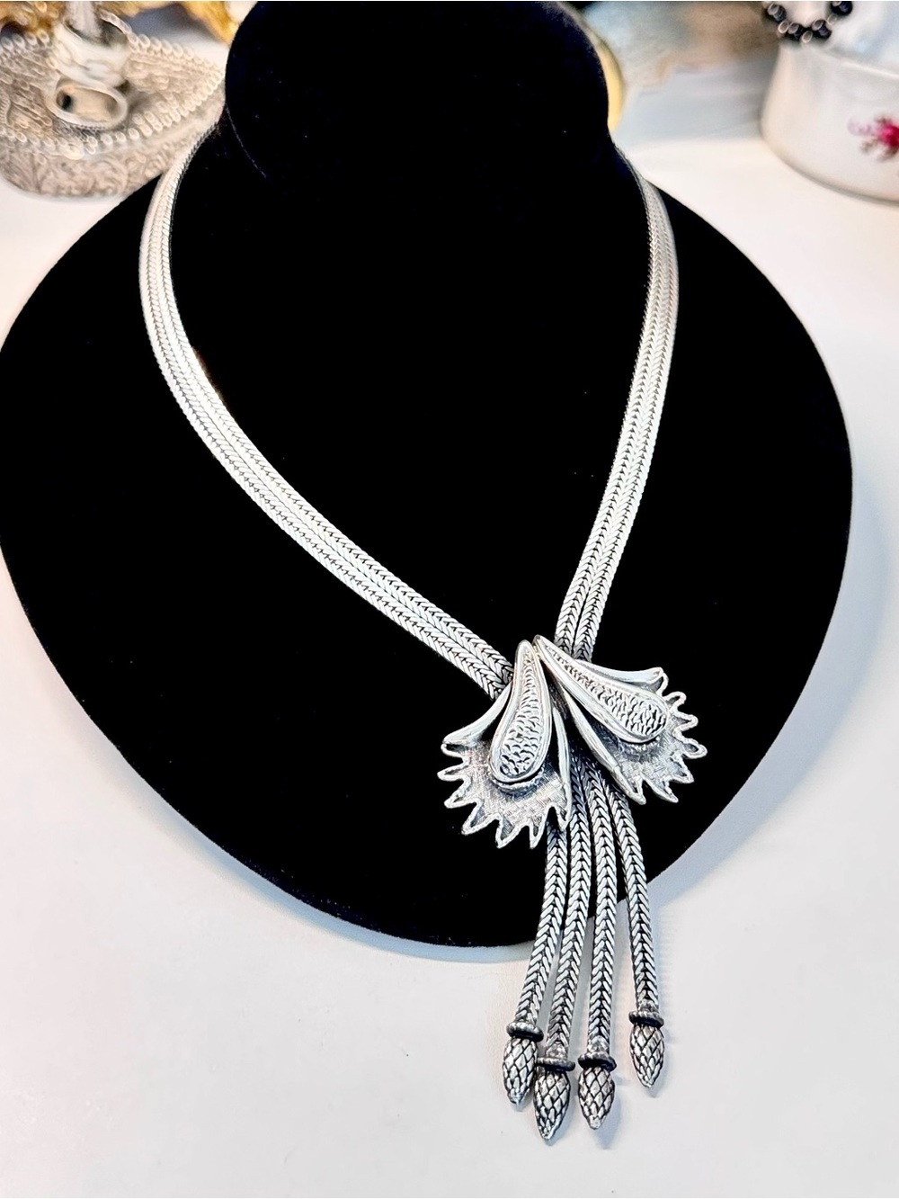 Rare VTG Tortolani Silver Mesh Herringbone Tassel Runway Collar Necklace c.1960